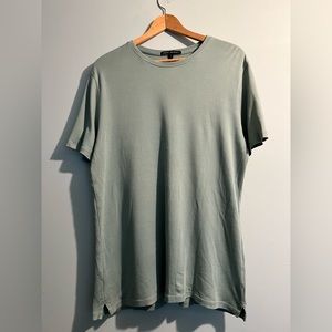 Robert Barakett Tee size large